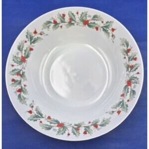 China Pearl NOEL Serving Bowl Holly Berries Gold Trim 9.5x2.5"